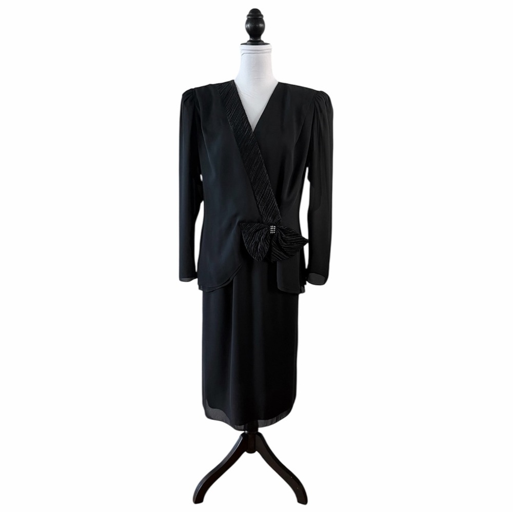 After Dark Black 2pc Skirt Suit w/Rhinestones, Size 16